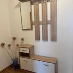 Kaethe-kollwitz-strasse 54, F2 Apartment *