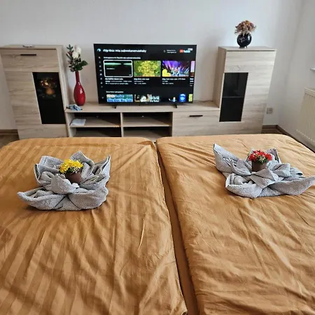 Kaethe-kollwitz-strasse 54, F2 Apartamento *