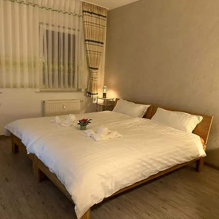 Kaethe-kollwitz-strasse 54, F2 *